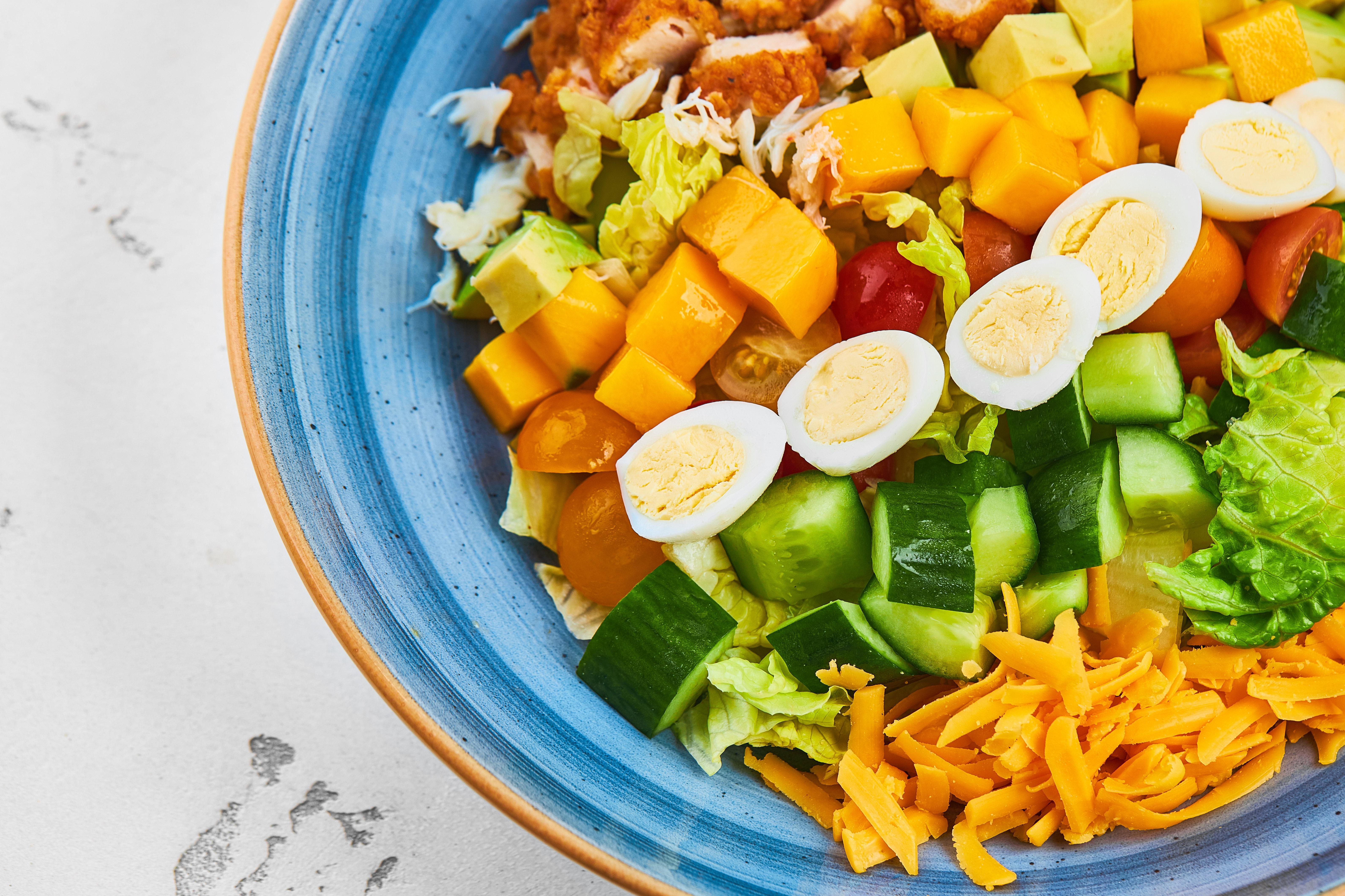 Intercontinental Dubai Marina By Ihg Hotel Екстериор снимка A salad with hard-boiled eggs
