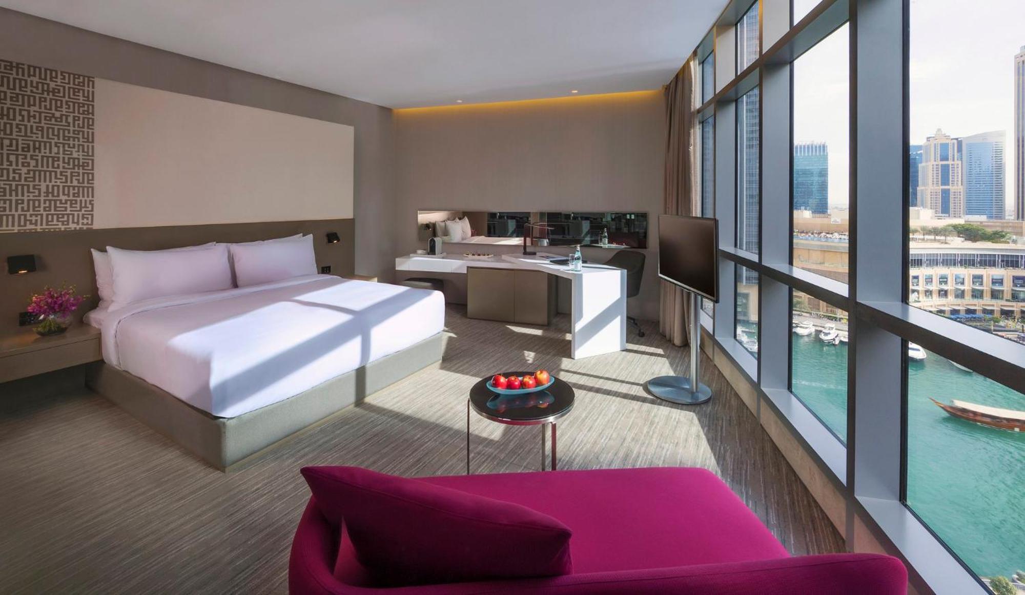 Intercontinental Dubai Marina By Ihg Hotel Екстериор снимка A typical room at the hotel